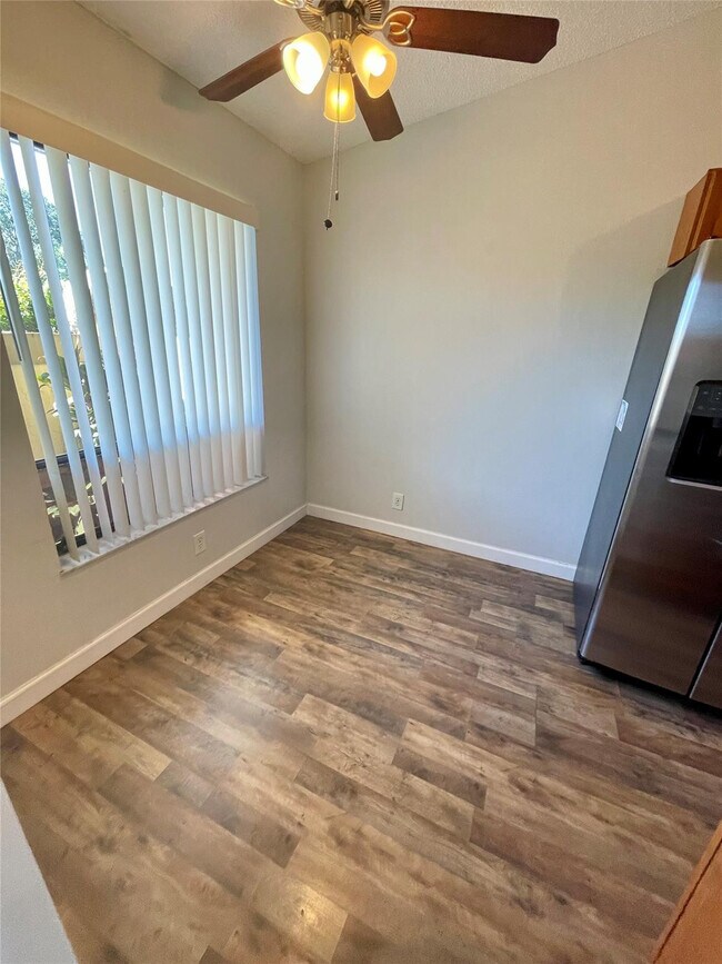 Photo - 5512 N Park Rd