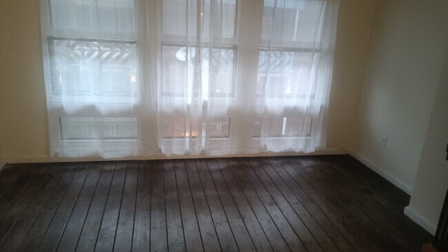 Photo - 1129 Rodman St