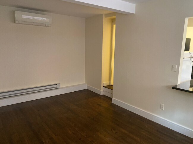 Photo - 38 Phillips St Unit B