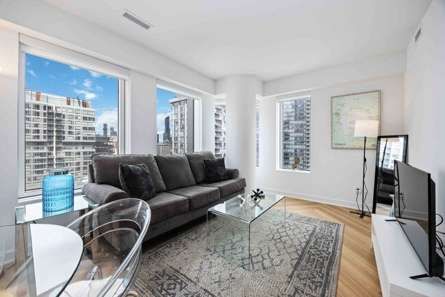 Building Photo - 225 Adelaide St W Unit SI ID1357636P