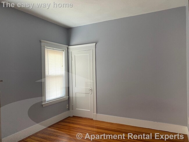 96 Capen St Unit 2