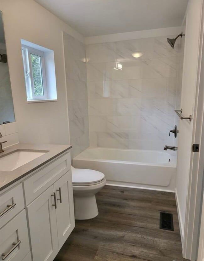 Photo - 63642 NE 194th Pl