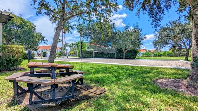 Photo - 2056 Alta Meadows Ln
