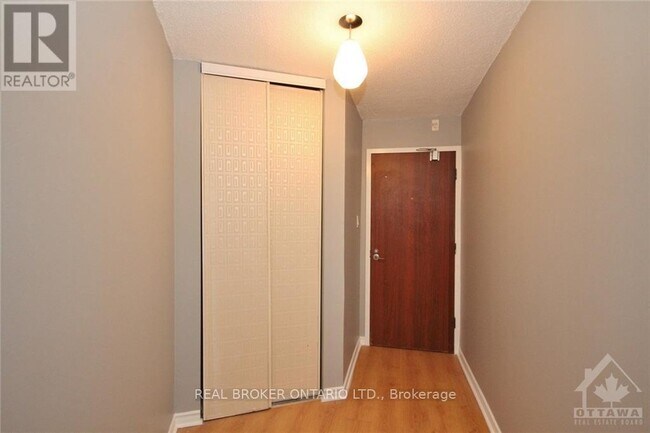 Photo - 900 Dynes Rd Unit 1009