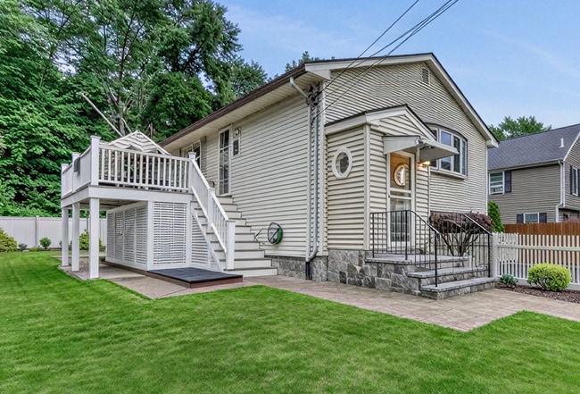 Photo - 43 Deerfield Ave
