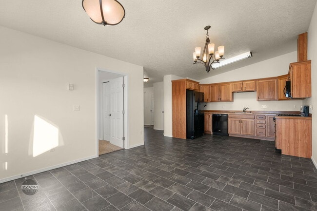 Photo - 11440 Dawn St