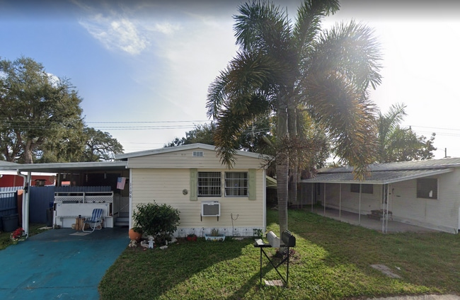 Building Photo - 3/1 mobile home in Bradenton
