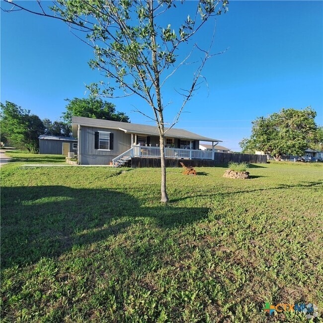 Building Photo - 701 Horace Howard Dr Rental