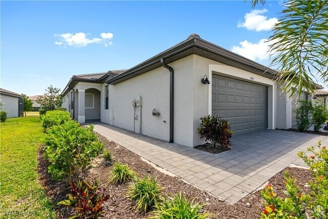 Building Photo - 14107 Winding Cedar Wy Rental