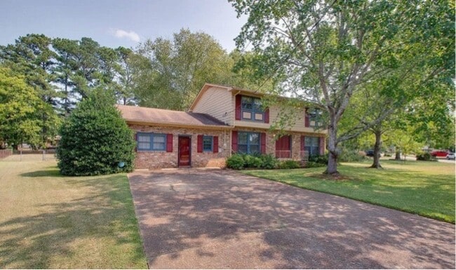Photo - 11207 Crestfield Dr SE