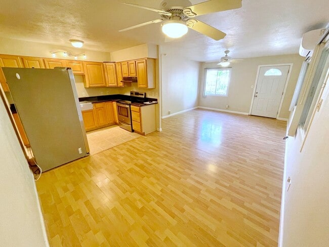 Photo - 3 Bed 1 Bath Unfurnished house in the Hear...