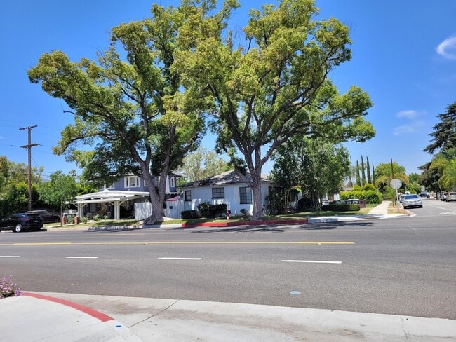 Highland & Patterson corer lot - 900 Patterson Ave Unit A