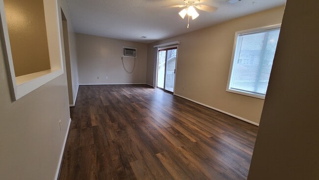 Photo - 1497 4th St W Unit 2