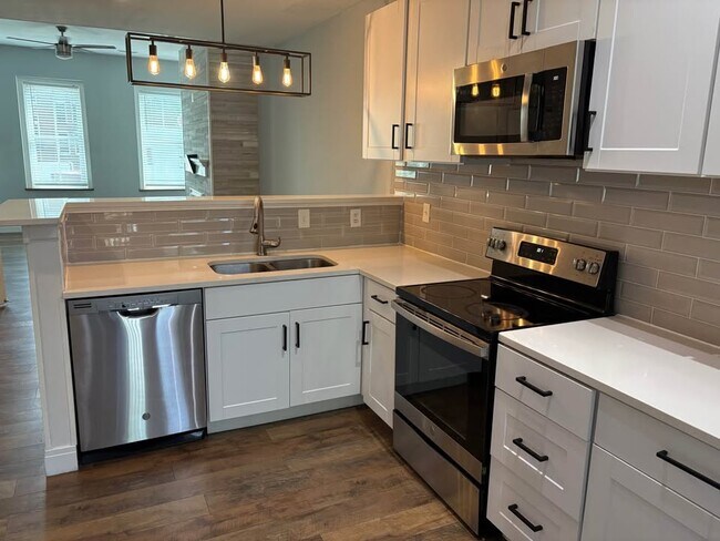 Photo - 809 Russell Blvd Unit 809a Russell Blvd