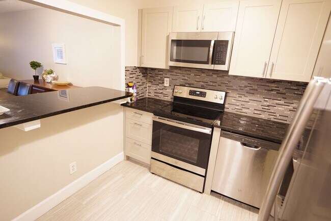 Photo - Renovated 2/2 in quite 55+ community