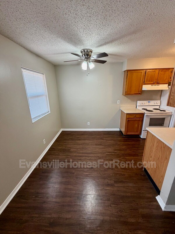 Photo - 1115 W Virginia St