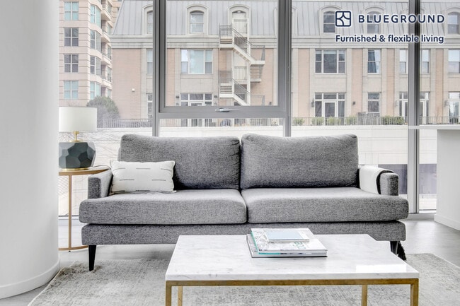 Photo - 8 E Huron St Unit FL11-ID125