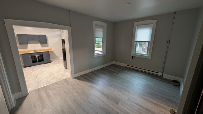 Building Photo - Lime Street Lancaster Unit Apt 1