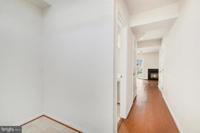 Photo - 105 Galway Ln