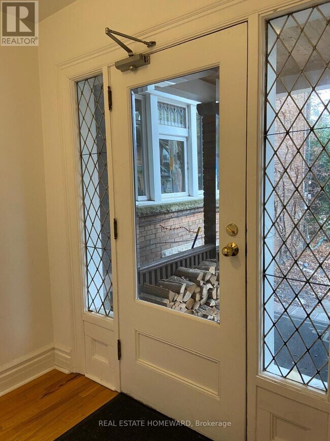 Photo - 92 Indian Rd Unit MAIN