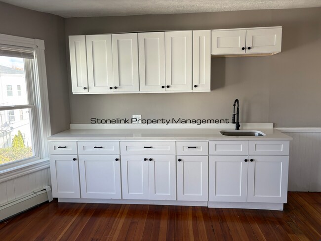 Photo - *65 W Cole Street Unit 3F