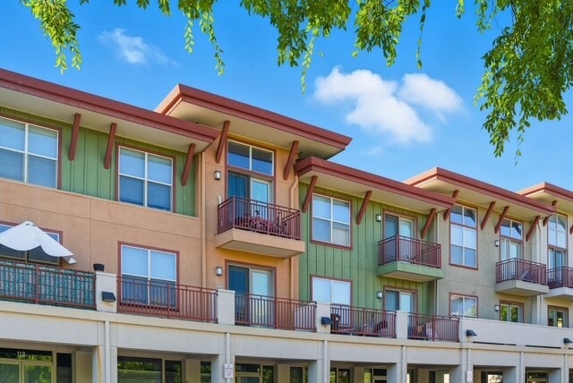 Building Photo - Park Lane Villas