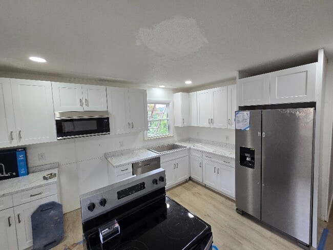 Photo - 235 Roseborough Rd