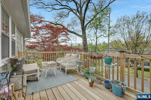 Photo - 348 Evergreen Pl