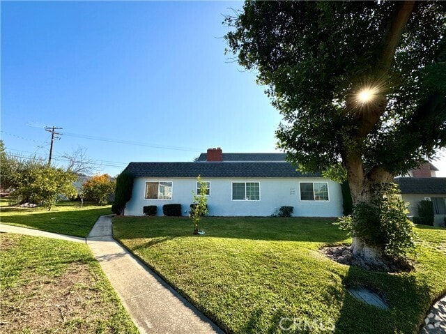 Building Photo - 2591 Hayes Dr Rental