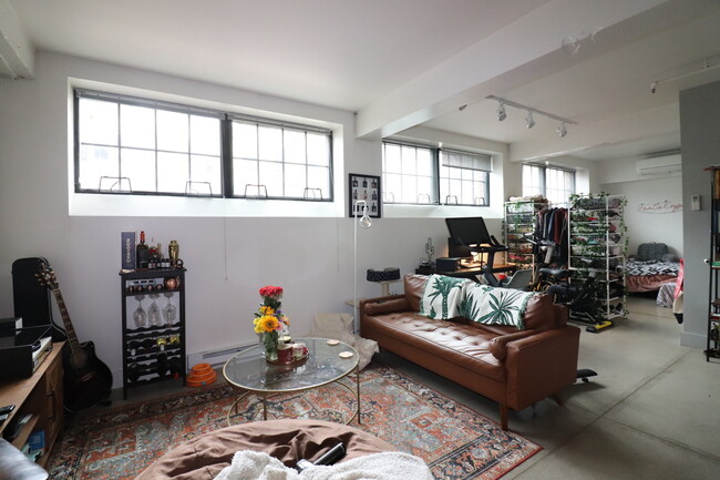Photo - 20 Sunnyside St Condo Unit 4