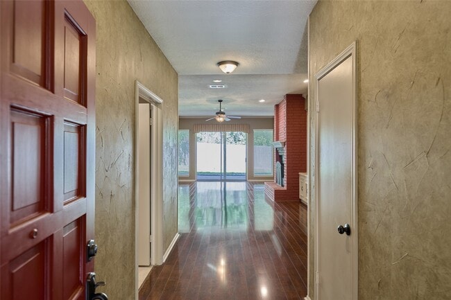 Photo - 80 Rolling Hills Dr W