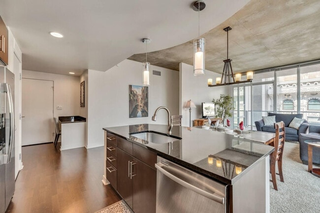 Photo - 1431 Curtis Street Unidad ID1013133P