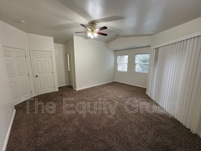 Photo - 184 S Filbert Rd