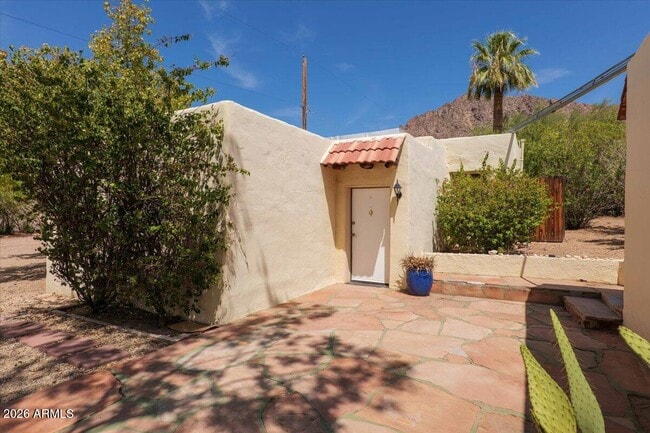 Photo - 5702 E Camelback Rd