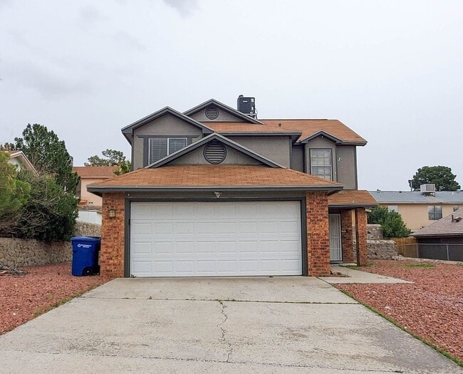 Great Location! - Great Location!