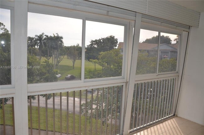 Photo - 12600 SW 5th Ct Unit 415L