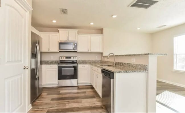 Photo - 7333 Maroney Dr