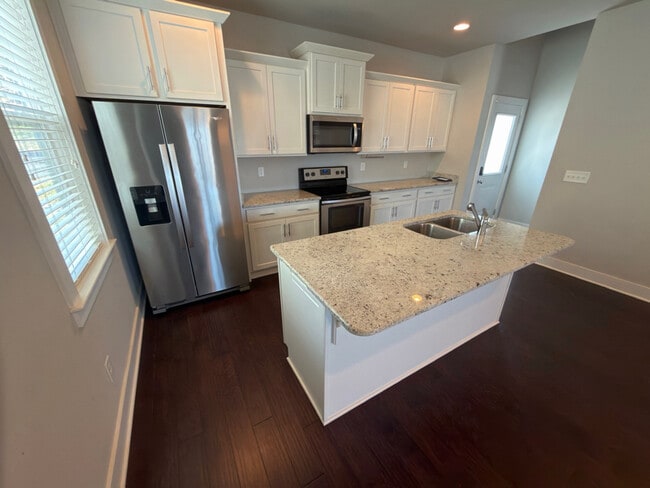 Photo - 792 Cottage Park Dr