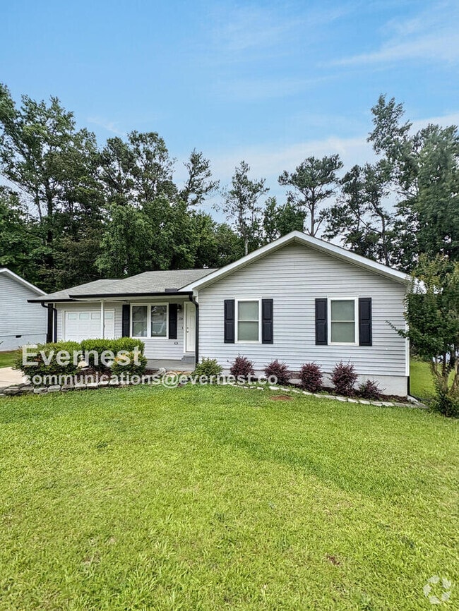Building Photo - 204 Sherwood Loop Rental