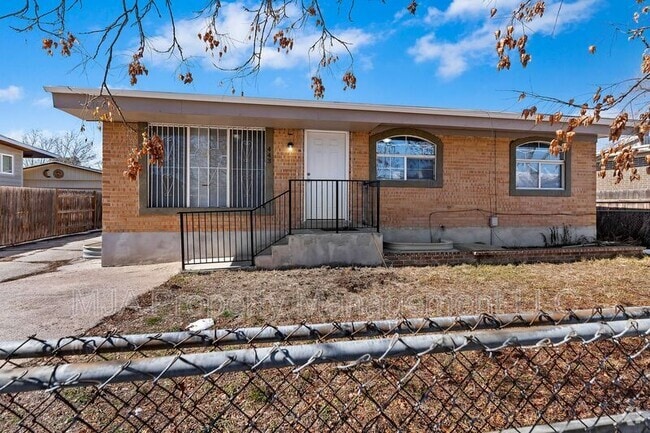 Building Photo - 443 Dorothea Way Rental