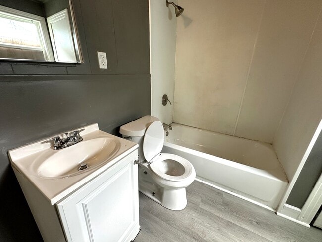 Photo - 1233 Long Ave Unit 1233 Long Avenue #03 - RTR 11/17