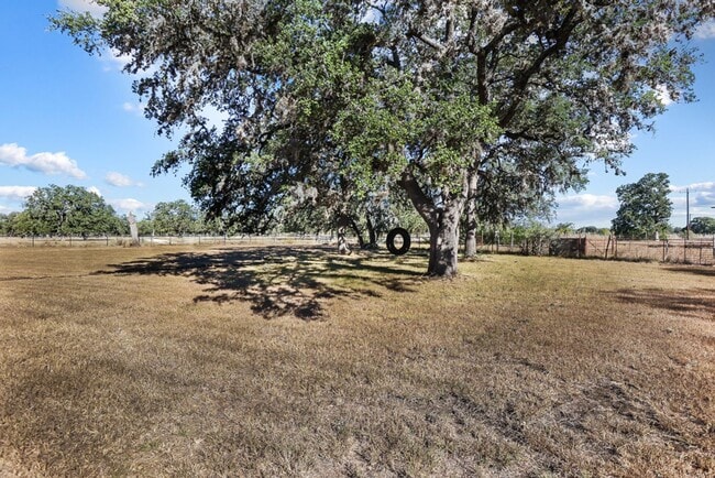 Photo - Hill Country Retreat