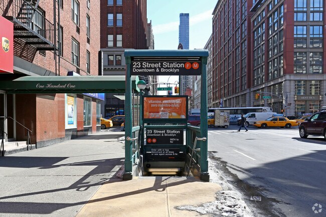 Photo - 140 W 23RD ST