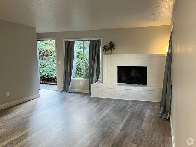 Building Photo - AVAILABLE NOW - VIEW LISTING for SPECIALS!... Unit 5119 Rental