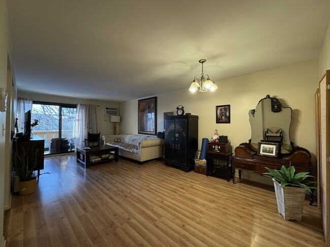 Photo - 13 Parkside Ct Unit 15