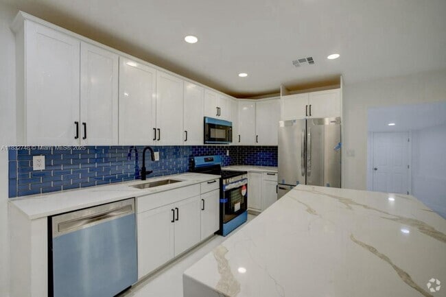 Building Photo - 1101 NW 14th Ct Rental