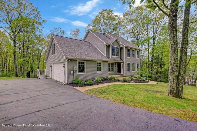 Photo - 27 Emerson Dr