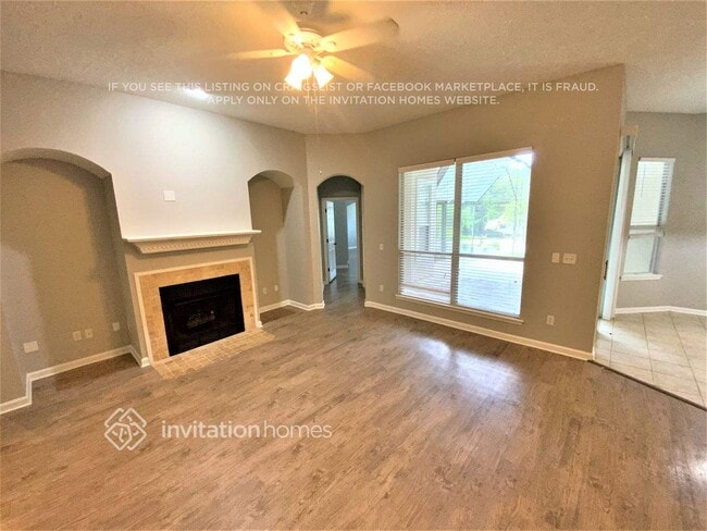 Photo - 610 Hannah Park Ln