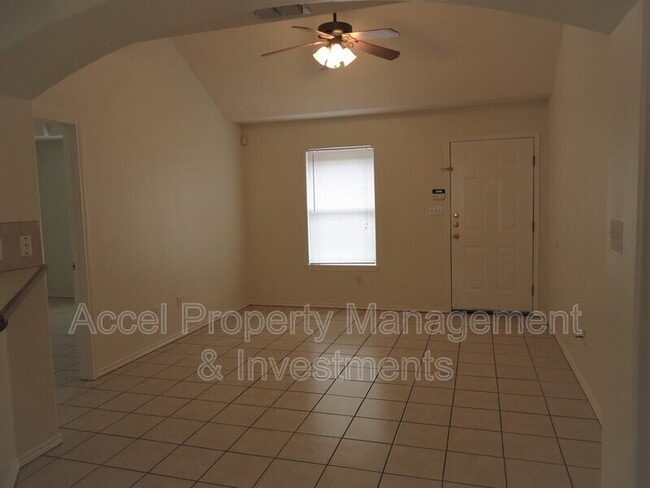 1803 S Ironwood St Unit #4