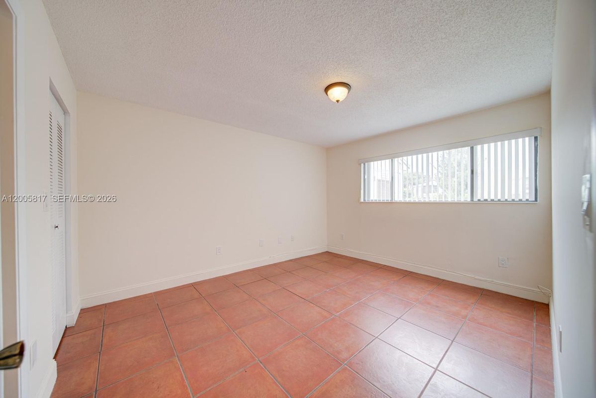 Photo - 9715 Hammocks Blvd Unidad 106